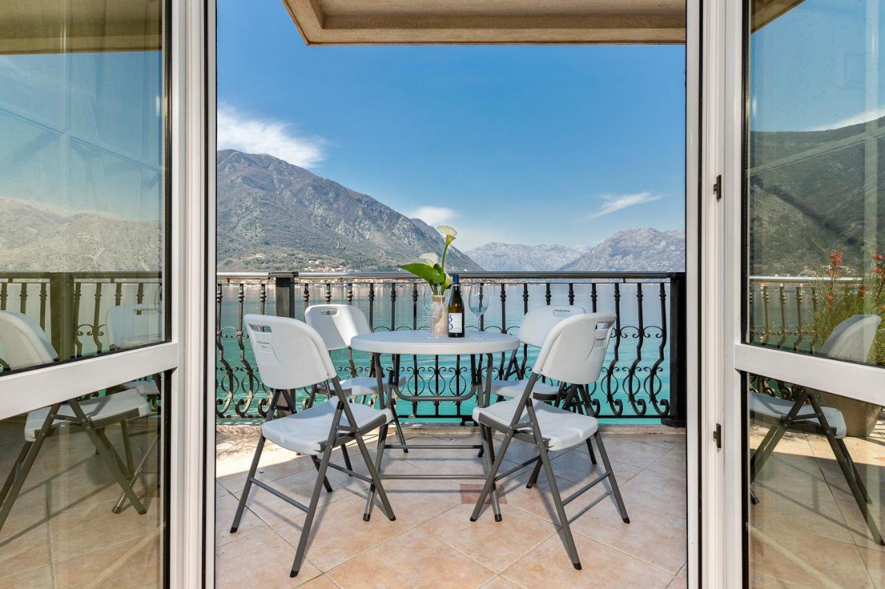 Promenade Rose Apartment Kotor Exterior photo