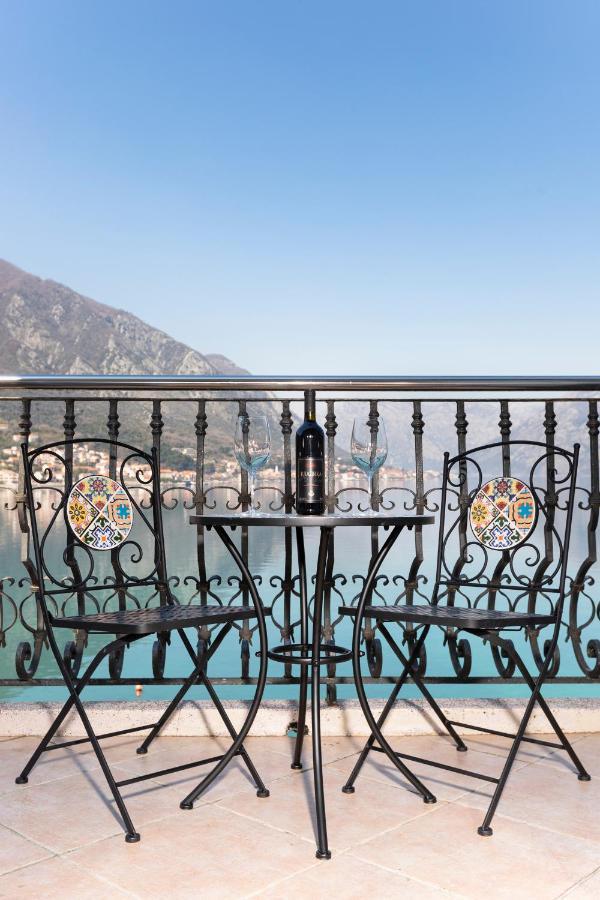 Promenade Rose Apartment Kotor Exterior photo