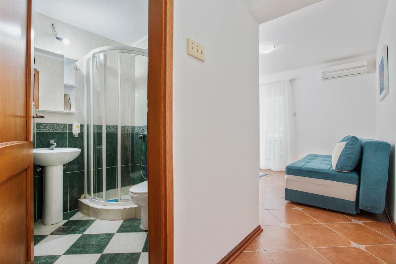 Promenade Rose Apartment Kotor Exterior photo