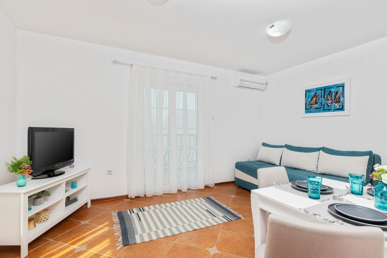 Promenade Rose Apartment Kotor Exterior photo