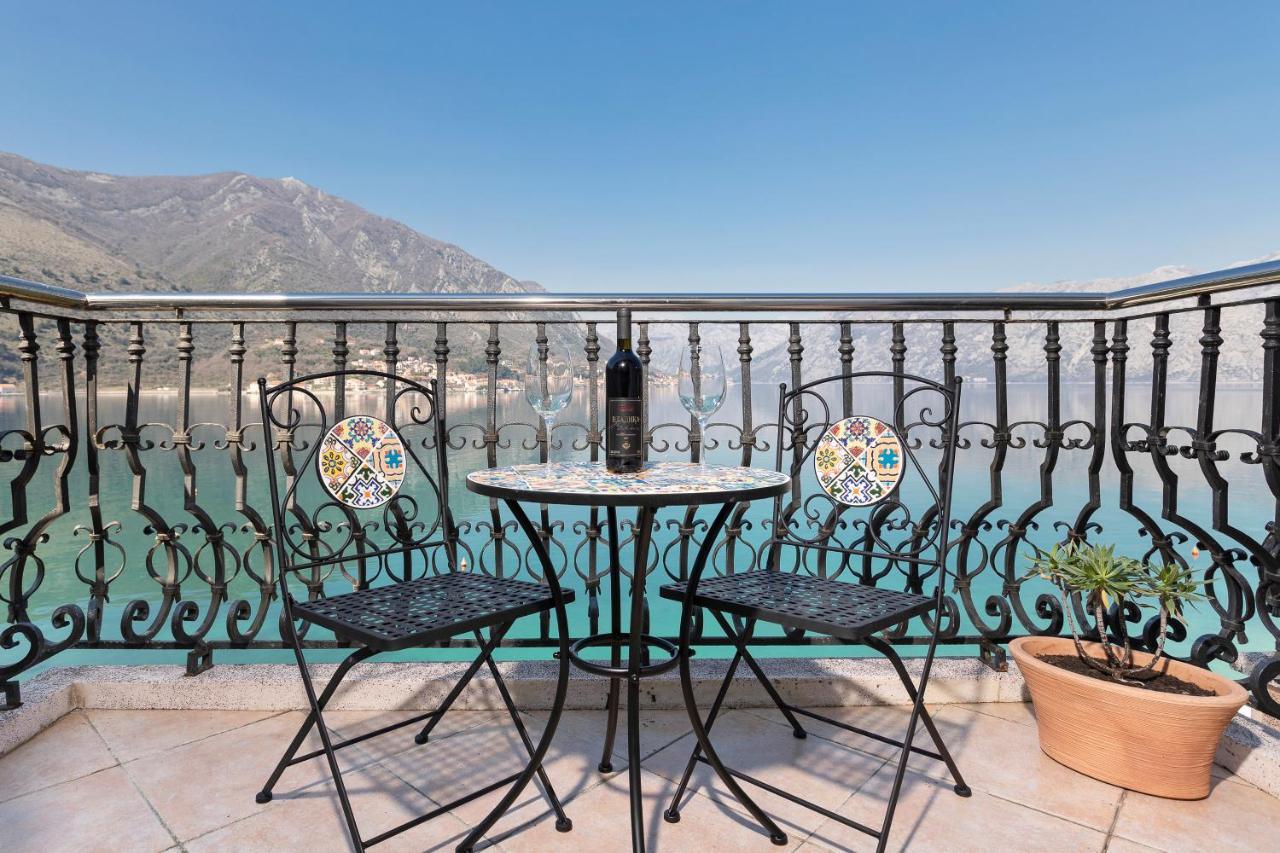 Promenade Rose Apartment Kotor Exterior photo