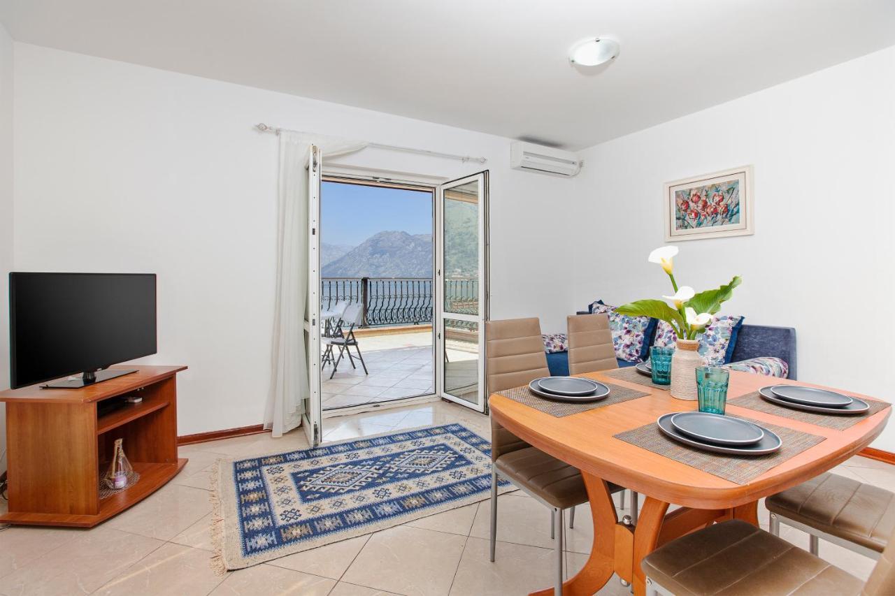 Promenade Rose Apartment Kotor Exterior photo